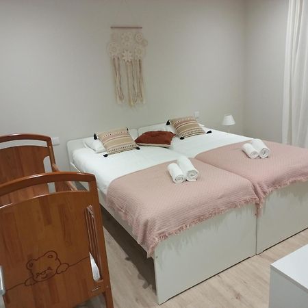 Casinha De Santo Amaro Guest House Ourem Exterior photo